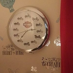 Meet your Posher, Iona